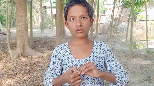সাতক্ষীরায় নিজ বিচক্ষনতায় অপহরণের হাত থেকে রক্ষা পেল কিশোরী