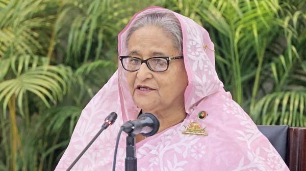 চলমান প্রকল্প দীর্ঘসূত্রিতা না করার নির্দেশ প্রধানমন্ত্রীর