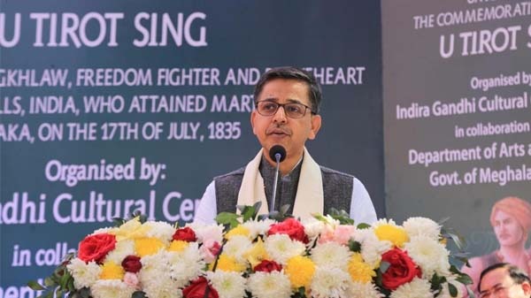 বীর মুক্তিযোদ্ধা ইউ তিরোট সিং এর মূর্তি উন্মোচন করলেন হাই কমিশনার প্রণয় ভার্মা