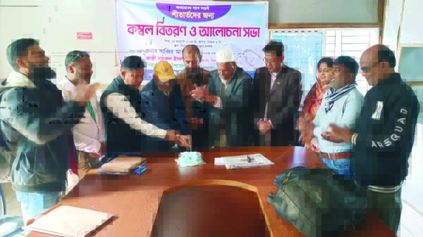 সিরাজদিখান প্রেস ক্লাবে সাংবাদিক আরিফ'র জন্মদিন পালিত