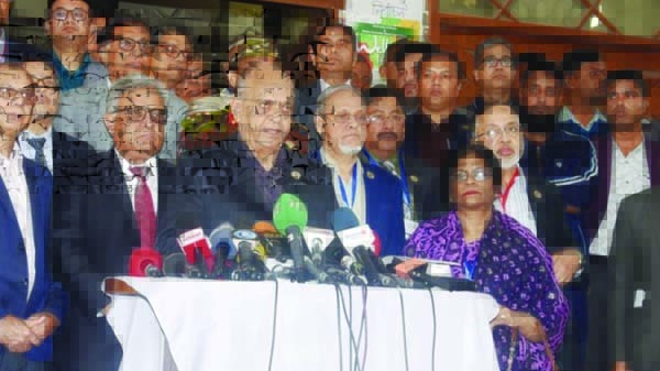 দেশের ভবিষ্যৎ ডাক্তারদের সৎ ও স্বচ্ছ মনের হতে হবে : ডা. সামন্ত লাল সেন