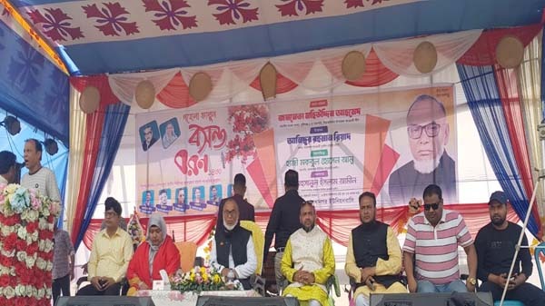 সিরাজদিখানে নানা আয়োজনে বসন্ত বরণ অনুষ্ঠিত