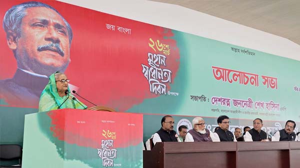 ভারতীয় শাড়ি ঢাকায় এনে বিক্রি করতেন বিএনপি’র মন্ত্রীদের বউরা : প্রধানমন্ত্রী