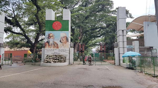 জাতির পিতার জন্মদিন উপলক্ষ্যে বেনাপোলে আমদানি-রপ্তানি বন্ধ