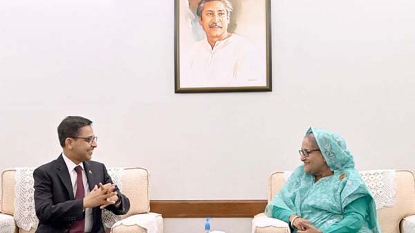 ভুটান থেকে বিদ্যুৎ আমদানিতে ভারতের সহযোগিতা চাইলেন প্রধানমন্ত্রী