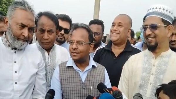 পূর্ণাঙ্গভাবে বিরল স্থলবন্দর ও ভারতীয় ভিসা সেন্টার চালু সম্ভাবনার কথা জানালেন মনোজ কুমার