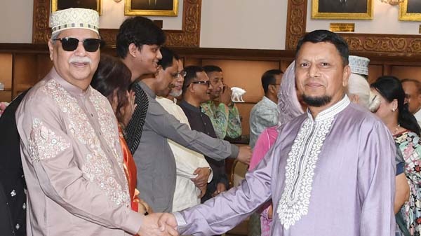 ফিলিস্তিনসহ সকল দরিদ্র জনগোষ্ঠীর পাশে দাঁড়ানোর আহ্বান জানালেন রাষ্ট্রপতি