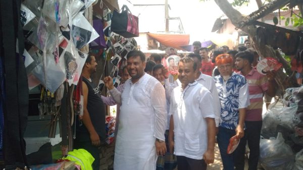 সিরাজদিখান উপজেলা চেয়ারম্যান প্রার্থী মইনুল হাসান নাহিদের গণসংযোগ
