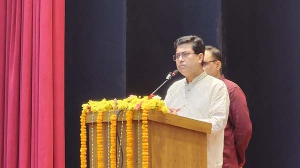 ত্যাগের মহিমায় স্বামী বিবেকানন্দ মানবসেবা করে গিয়েছেন : মেয়র তাপস