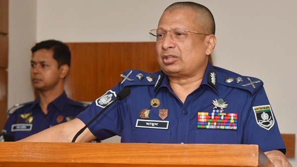 জনগণকে নিরপেক্ষভাবে সেবা প্রদান করুন নবীন পুলিশদের প্রতি আইজিপি