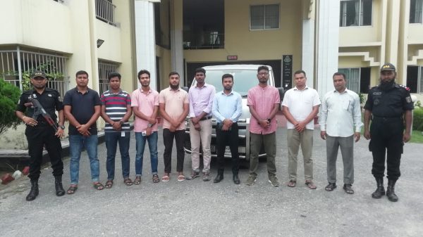 নাটোরে ভোক্তা-অধিকারের অভিযানে লক্ষাধিক টাকা জরিমানা আদায়