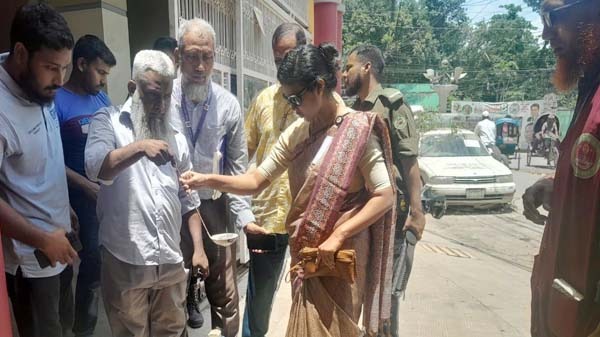 ঢাদসিক’র নিয়মিত অভিযযানে এডিস'র লার্ভা পাওয়ায় ১০ স্থাপনাকে জরিমানা