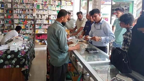 কুমিল্লায় বাজার তদার‌কি অ‌ভিযানে ৬২ হাজার টাকা জ‌রিমানা