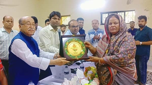 উন্নয়ন কাজে জনগণের আশা-আকাঙ্ক্ষার প্রতিফলন ঘটাতে হবে : শিল্পমন্ত্রী
