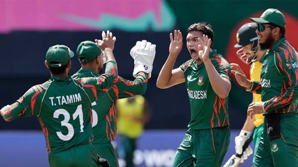 সুপার এইটের আশা বাঁচিয়ে রাখলো বাংলাদেশ