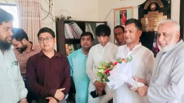 জয়পুরহাট সদর উপজেলা পরিষদের নবনির্বাচিত চেয়ারম্যানের দায়িত্ব গ্রহণ