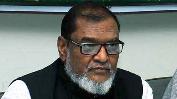 ক্ষতিগ্রস্ত বিআরটিএ ভবন পরিদর্শন করলেন মুক্তিযুদ্ধ বিষয়ক মন্ত্রী