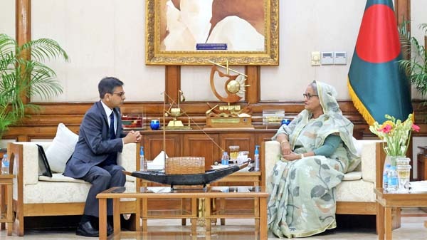 বিশৃঙ্খলা সৃষ্টিকারীরা শ্রীলংকার মত তাণ্ডব সৃষ্টি করতে চেয়েছিল : ভারতীয় হাইকমিশনারের উদ্দেশ্যে প্রধানমন্ত্রী