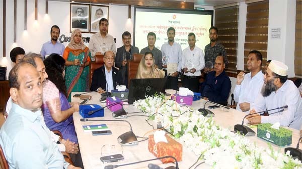 শিল্প মন্ত্রণালয়ের সঙ্গে আওতাধীন দপ্তর-সংস্থাসমূহের এপিএ স্বাক্ষর ও শুদ্ধাচার পুরস্কার প্রদান অনুষ্ঠিত
