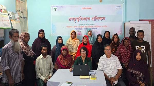 সাতক্ষীরায় এসিড সারভাইভরদের নেতৃত্ব-বিকাশ ও ব্যবসা ব্যবস্থাপনা প্রশিক্ষণ অনুষ্ঠিত