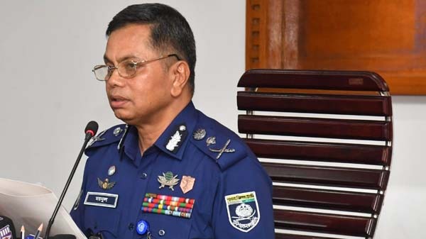 ২৪ ঘন্টার মধ্যে পুলিশ সদস্যদের কাজে যোগদানের নির্দেশ আইজিপির