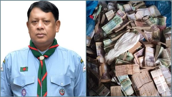 সাবেক সচিবের বাসা থেকে ডিএমপি'র অভিযানে বিপুল পরিমাণ দেশী-বিদেশী মুদ্রা উদ্ধার