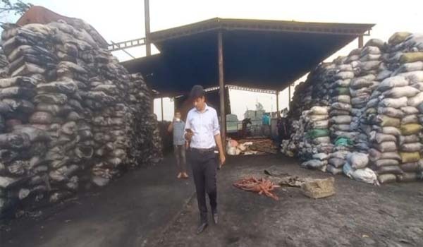 সাভারে দু’টি ফার্নেস ওয়েল কারখানাকে দেড় লক্ষ টাকা জরিমানা