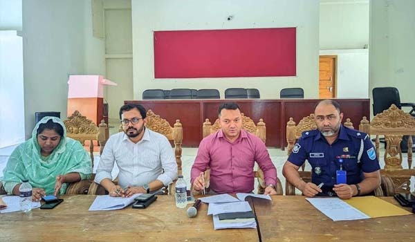 সিরাজদিখানে আইনশৃঙ্খলা কমিটির মাসিক সভা অনুষ্ঠিত
