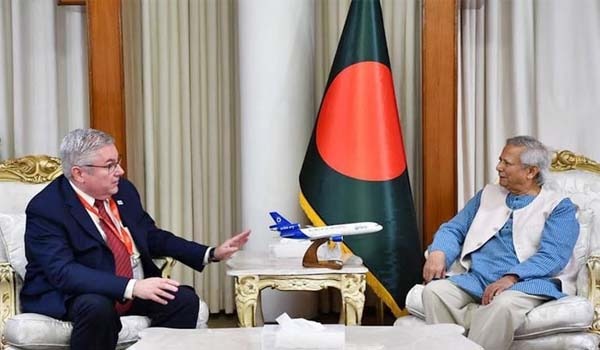 বাংলাদেশ চোখের সেবা সম্প্রসারণে অরবিসের সাথে কাজ করতে আগ্রহী : অধ্যাপক ইউনূস