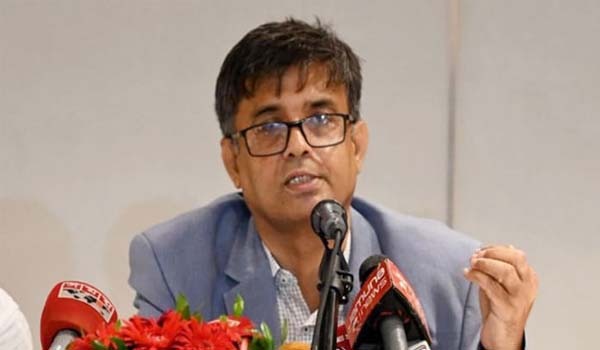 সংঘর্ষে না জড়িয়ে শিক্ষার্থীদের শান্ত থাকার আহ্বান সরকারের