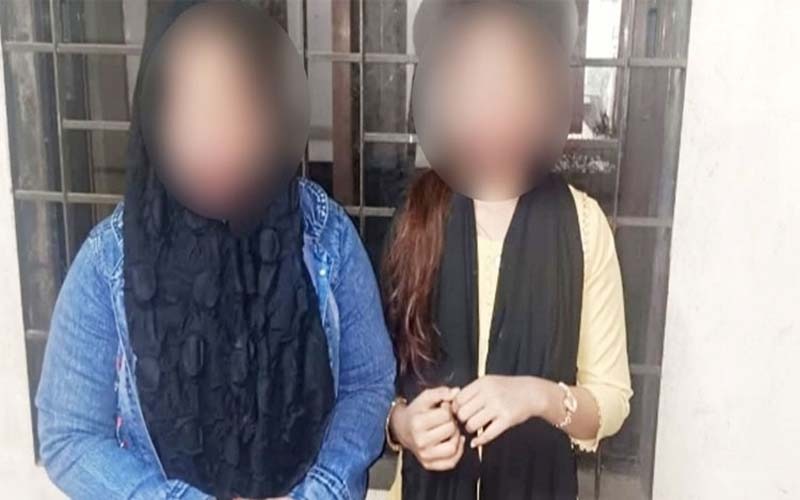 সিলেটের দক্ষিণ সুরমায় আবাসিক হোটেলে অসামাজিক কার্যকলাপ, ২ তরুণী আটক