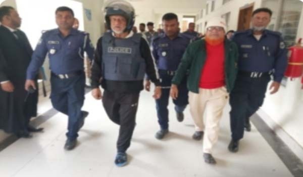 ‘জয় বাংলা স্লোগান’ দিয়ে গ্রেফতার হওয়া সেই পিপিসহ ৪ জনের রিমান্ড মন্জুর