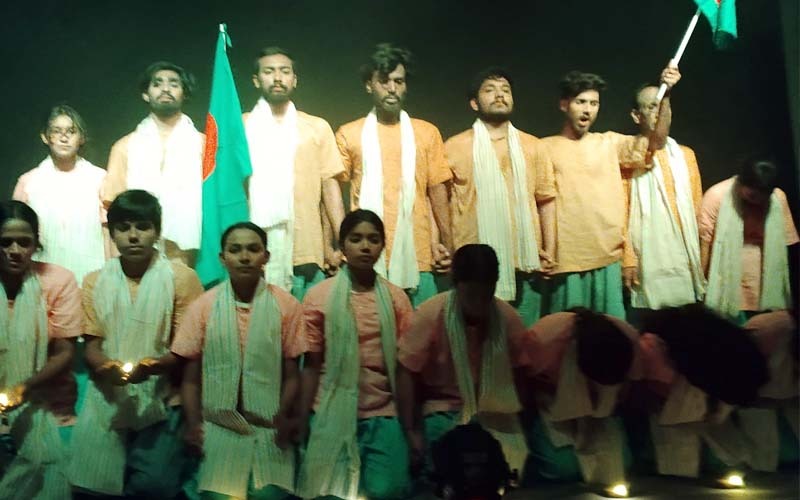 বাগেরহাটে অভ্যুত্থানের ‘চব্বিশের চিরকুট’ নাটক মঞ্চস্থ