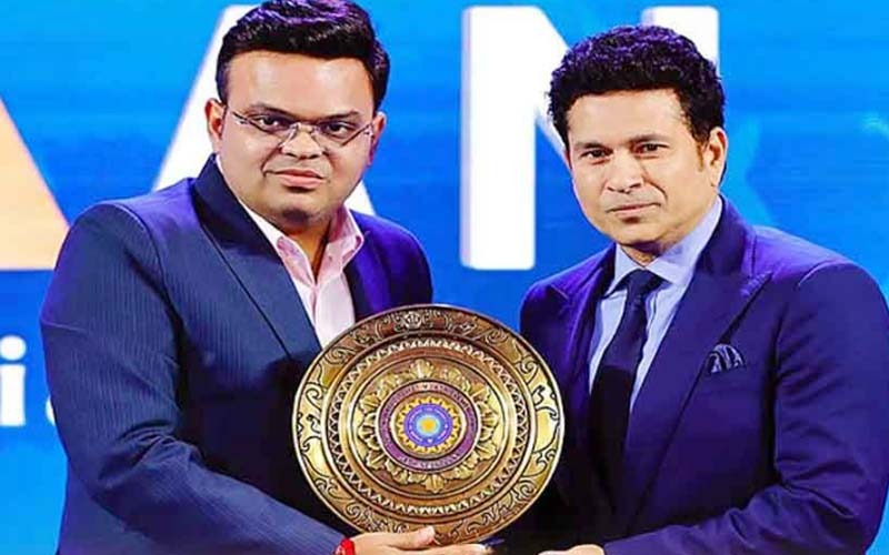 আজীবন সম্মাননা পেলেন টেন্ডুলকার