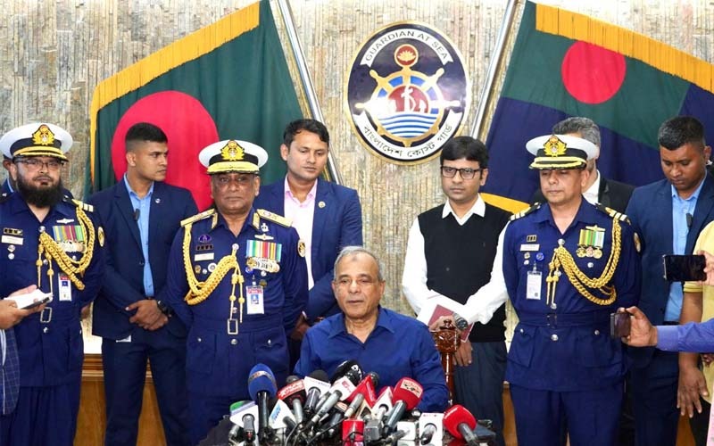 বিশৃঙ্খলা সৃষ্টিকারী সব জনতাকেই নিয়ন্ত্রণ করা হচ্ছে : স্বরাষ্ট্র উপদেষ্টা
